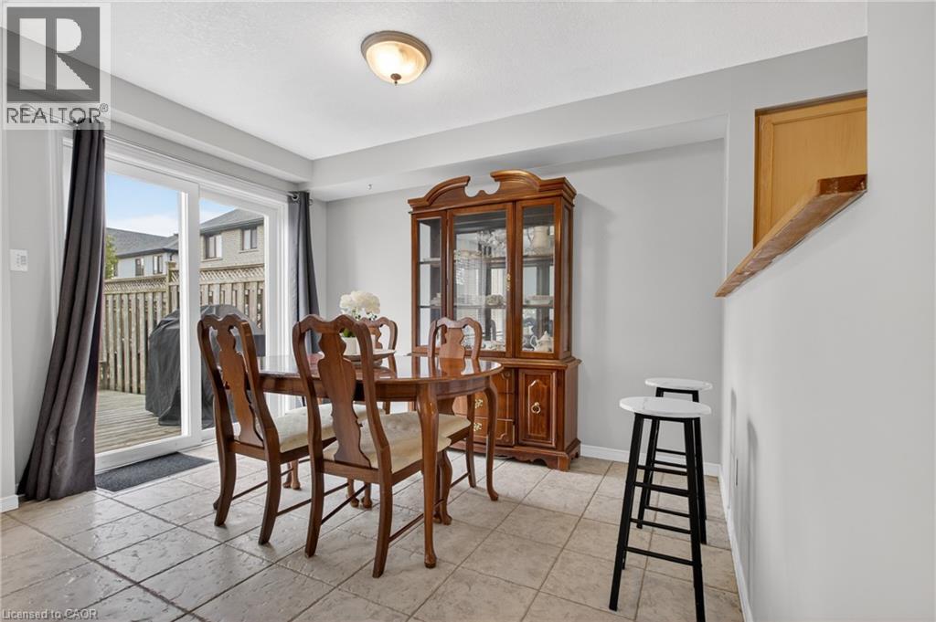 12 FERNCLIFFE Street - 13
