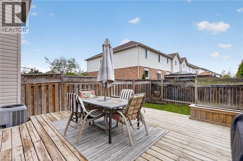 12 FERNCLIFFE Street - 38