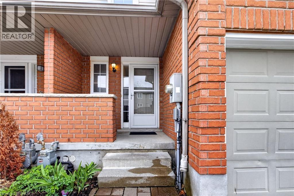 12 FERNCLIFFE Street - 4