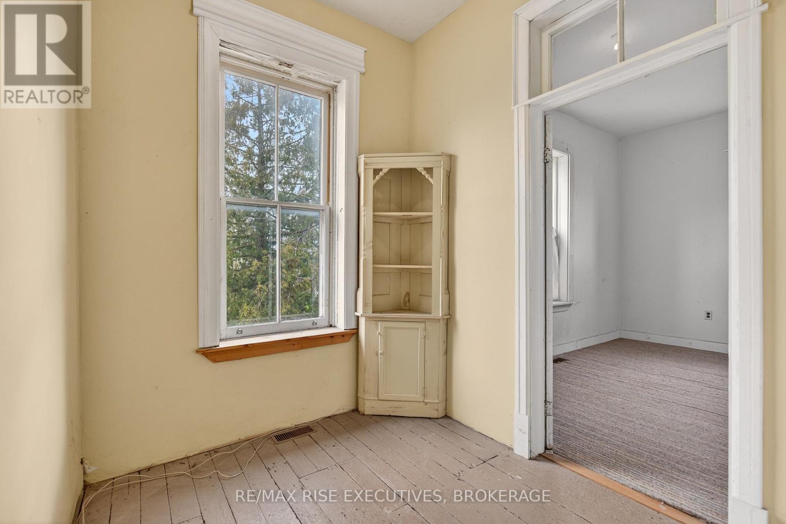 147 ST GEORGE STREET - 36