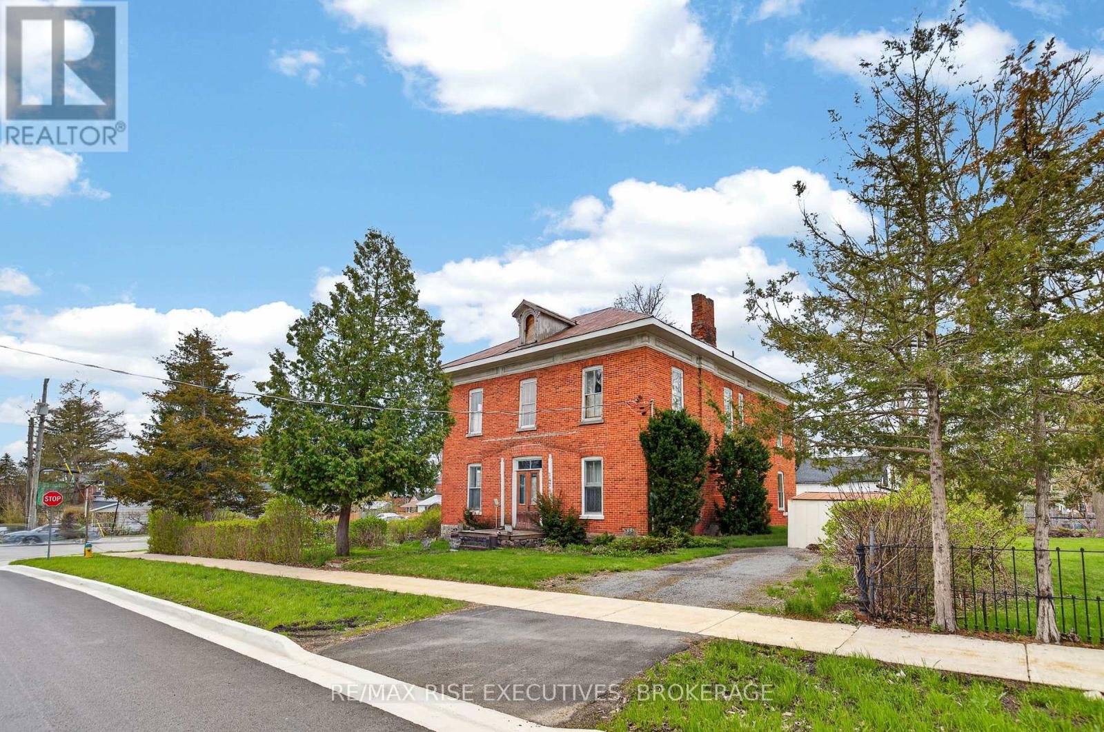 147 ST GEORGE STREET - 4