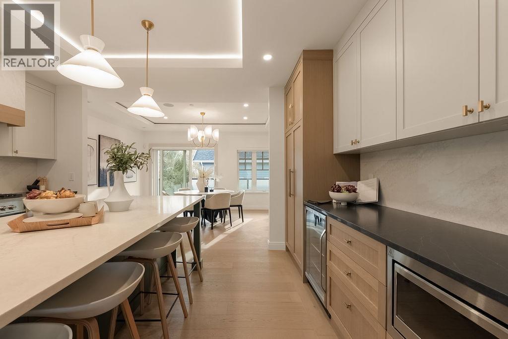 2542 GRANT STREET, Vancouver