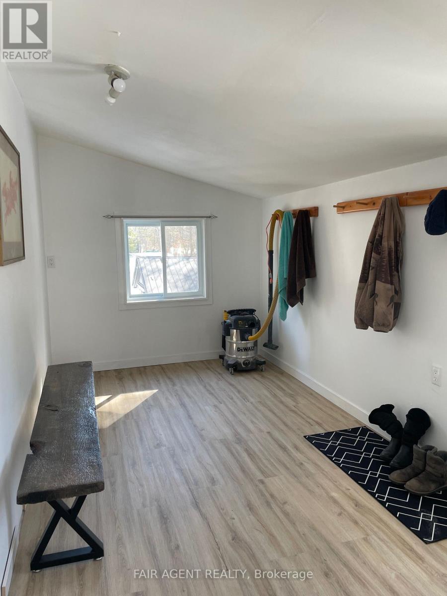7672 DONER DRIVE - 12