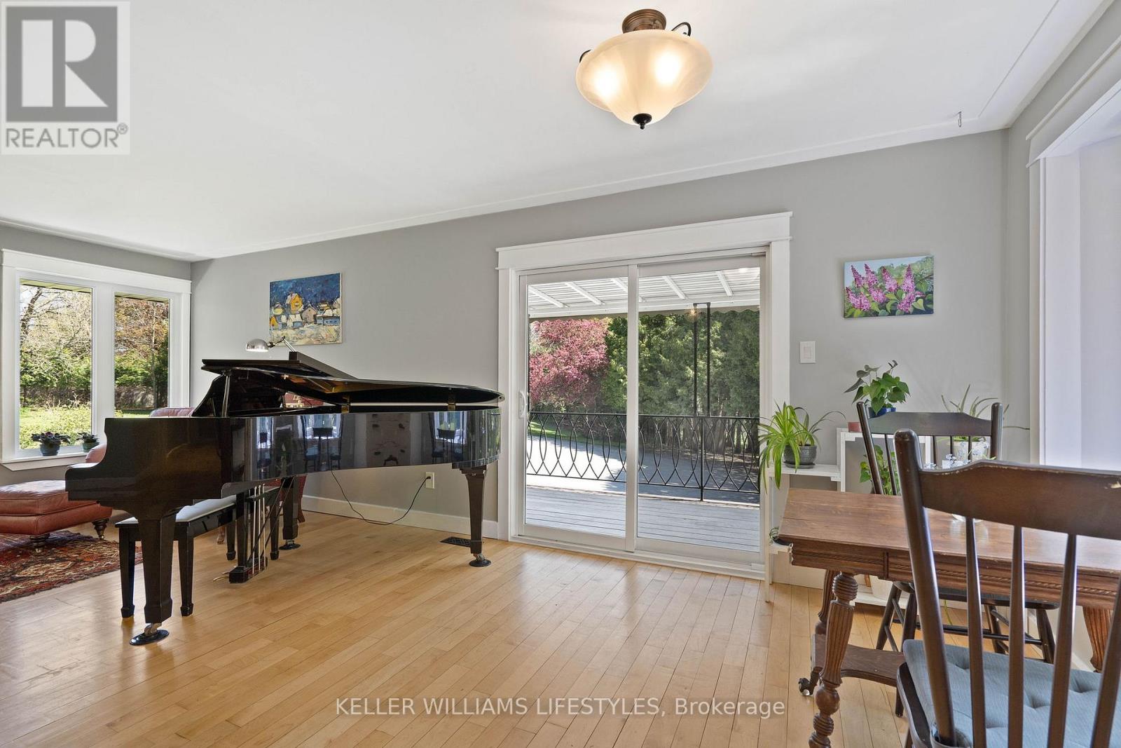 15083 MEDWAY ROAD - 27