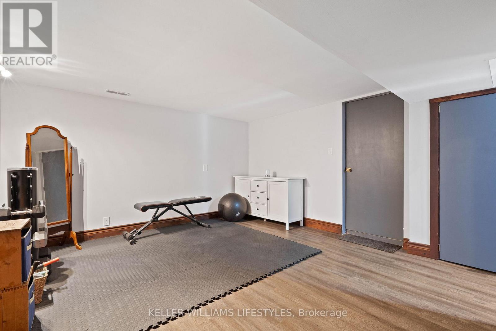 15083 MEDWAY ROAD - 36