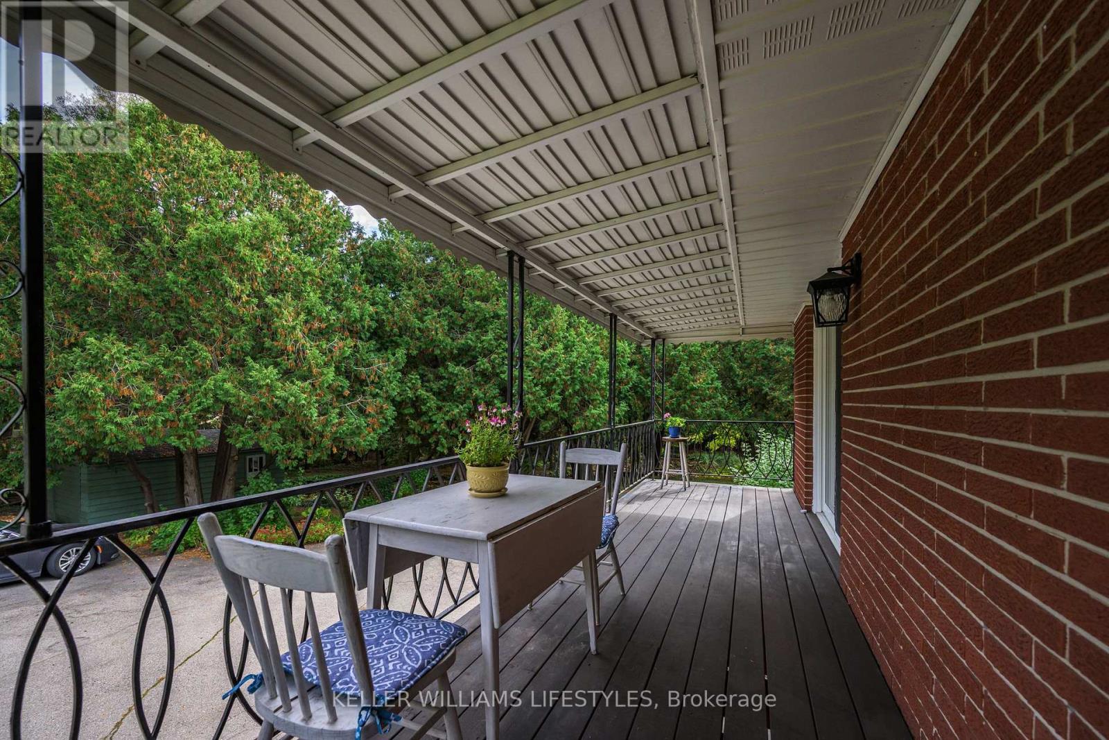 15083 MEDWAY ROAD - 44