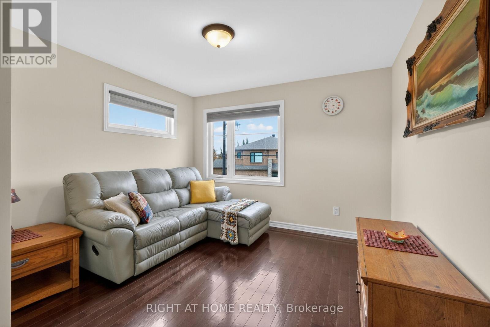 44 HAWKS LANDING CRESCENT - 26