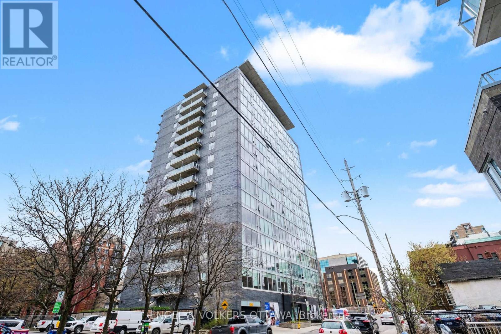 #513 300 LISGAR STREET - 2