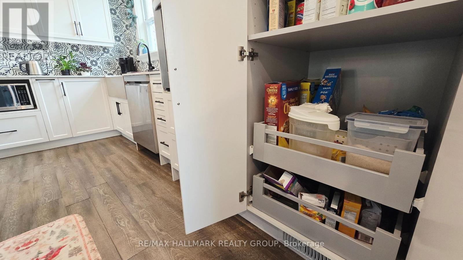 244 BALDWIN STREET - 11