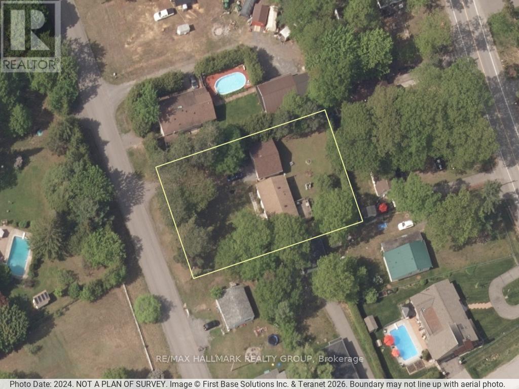 244 BALDWIN STREET - 32