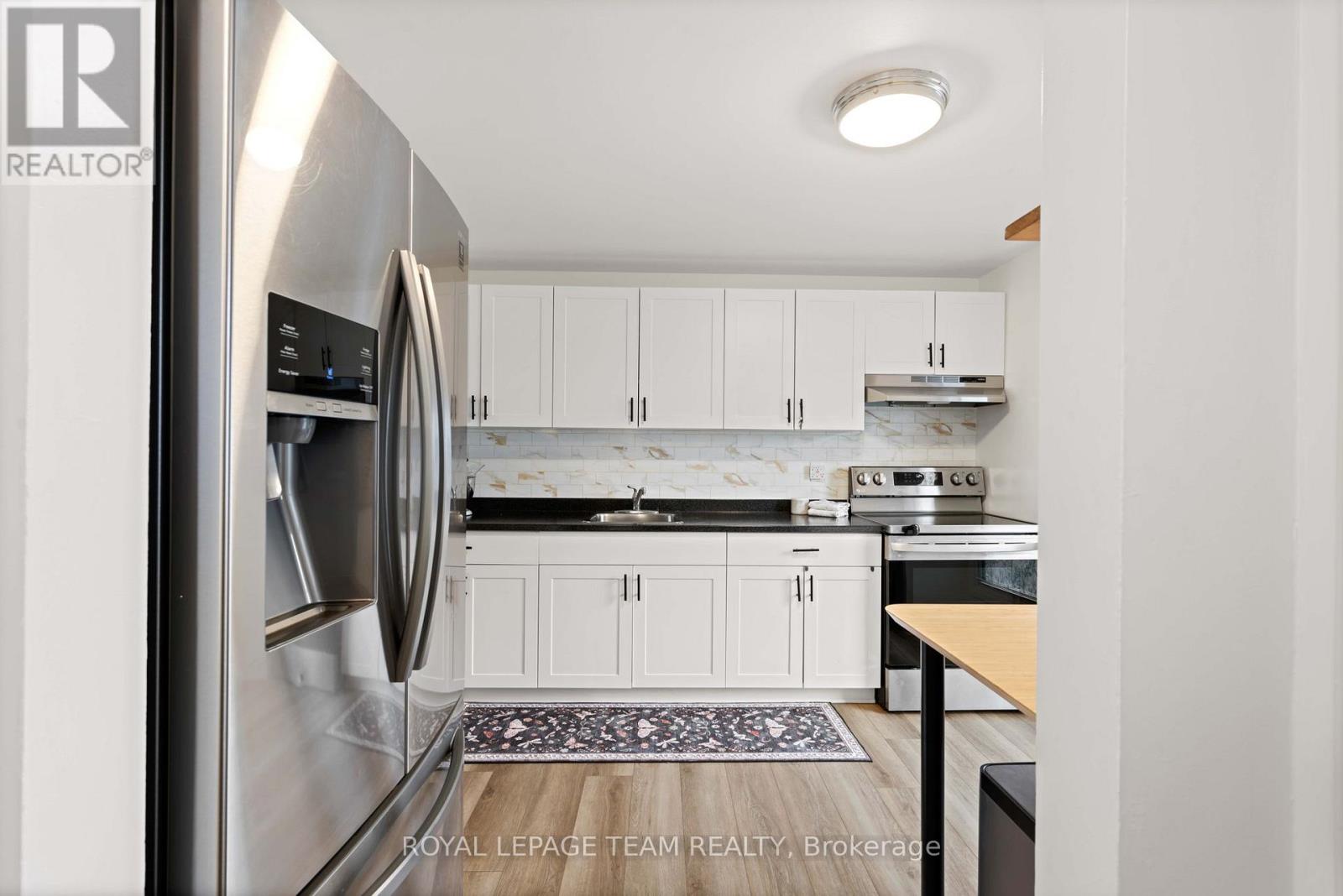 #42 1257 PRIORY LANE - 6
