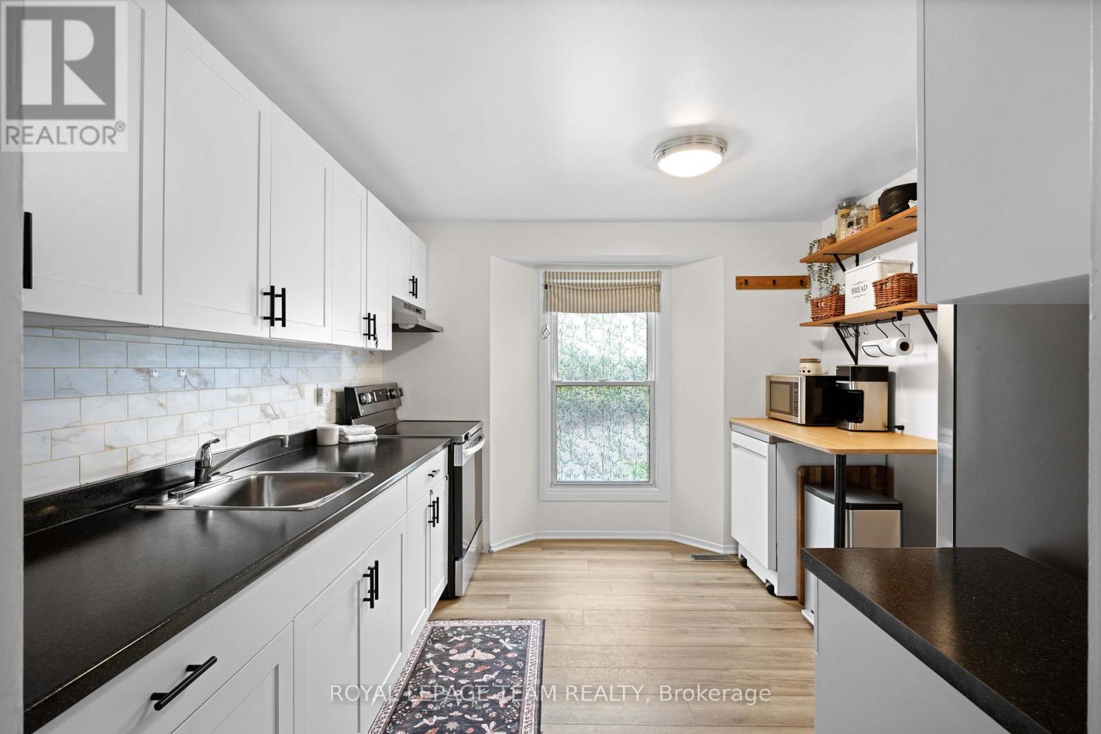 #42 1257 PRIORY LANE - 7