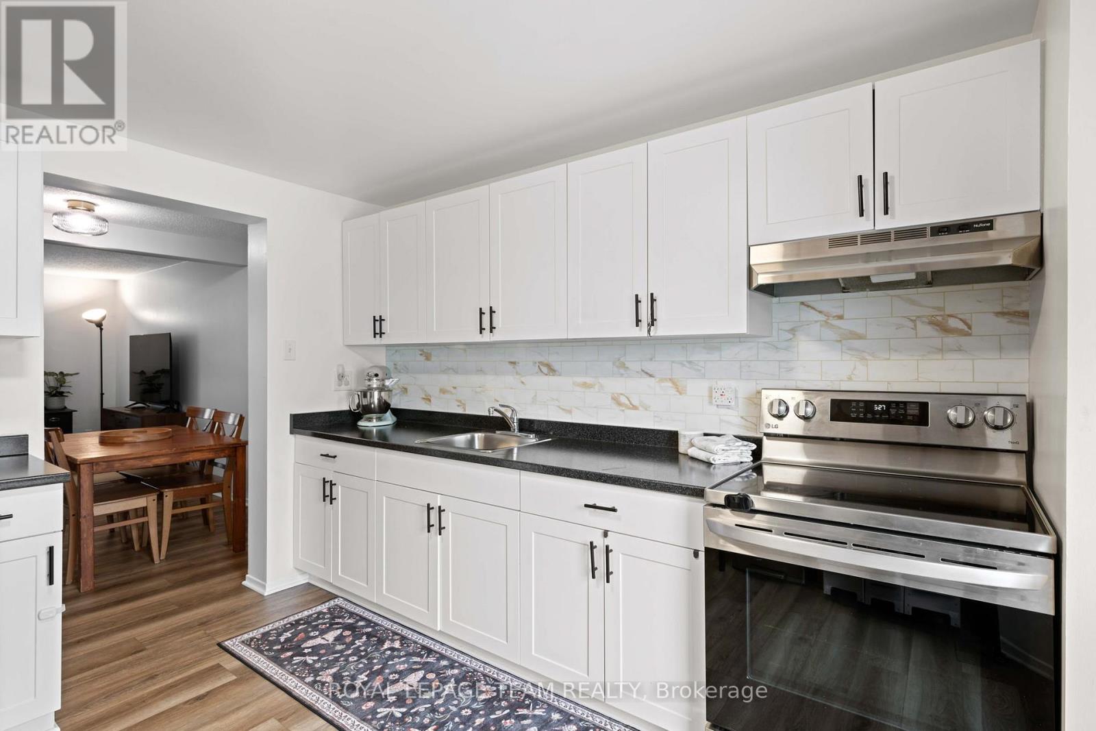#42 1257 PRIORY LANE - 8