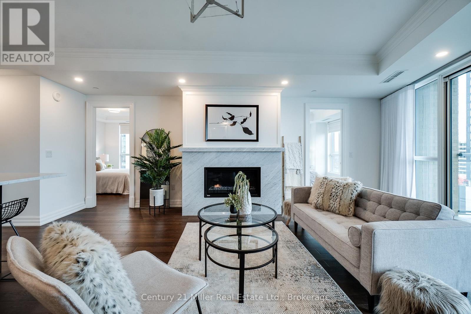 #802 2060 LAKESHORE ROAD - 12