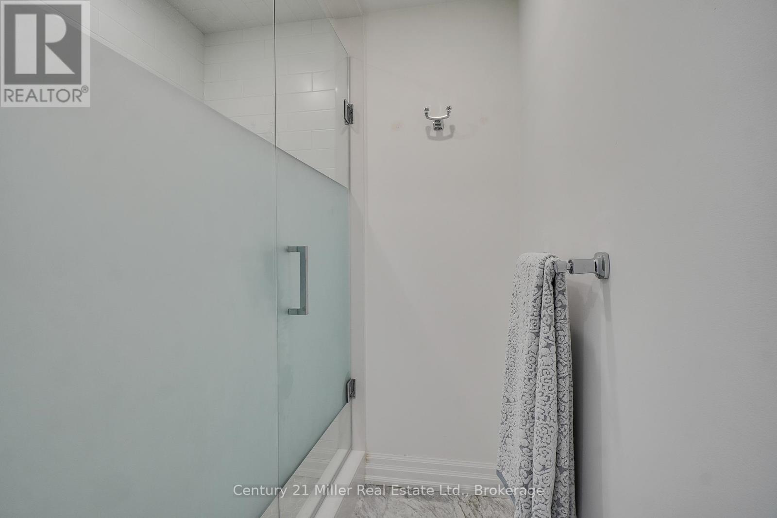 #802 2060 LAKESHORE ROAD - 24