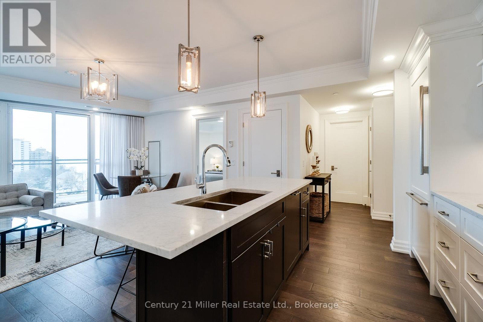 #802 2060 LAKESHORE ROAD - 8