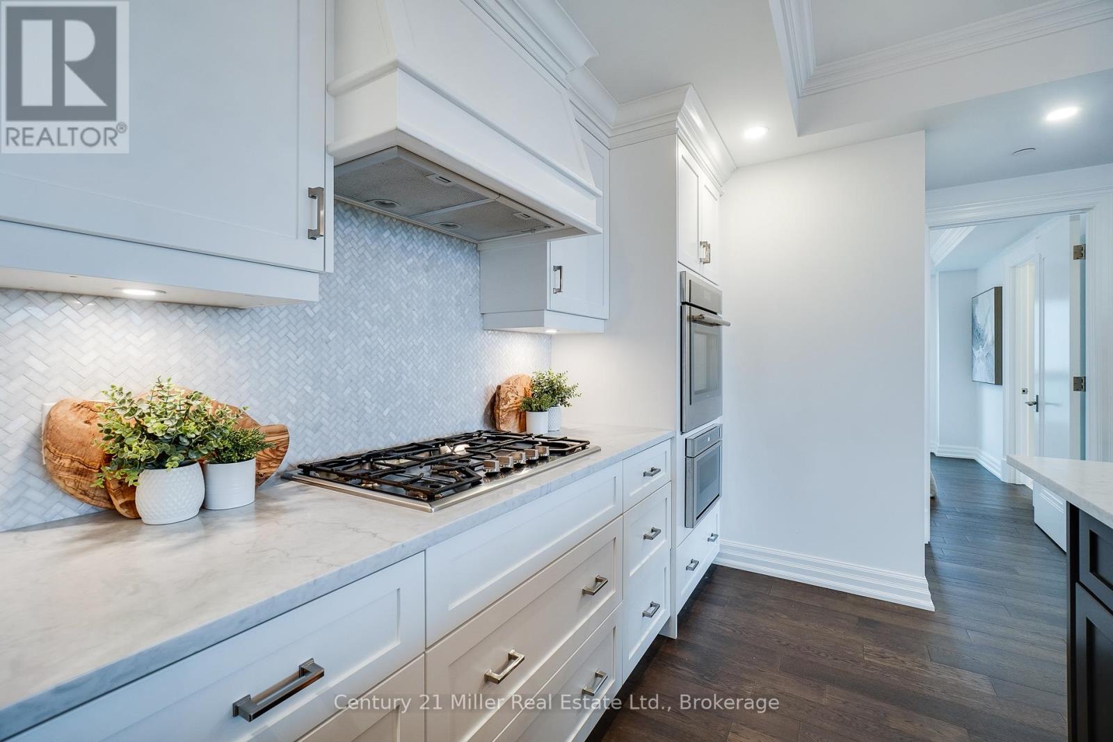 #802 2060 LAKESHORE ROAD - 9