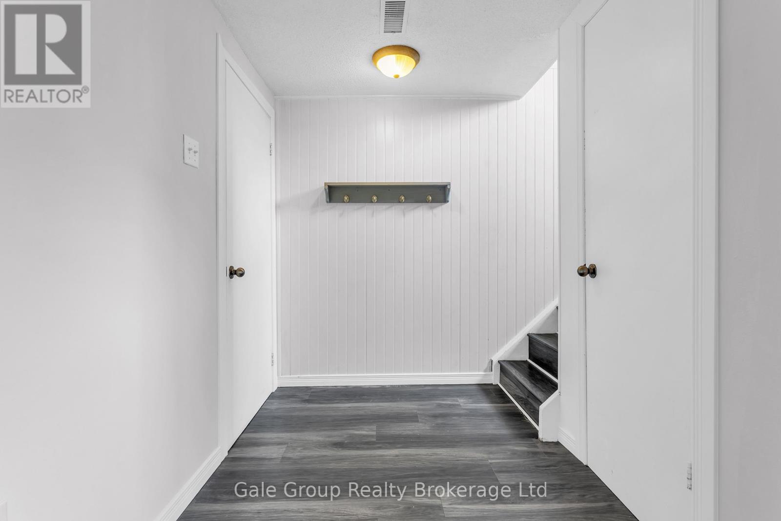 1137 PEARSON DRIVE - 17