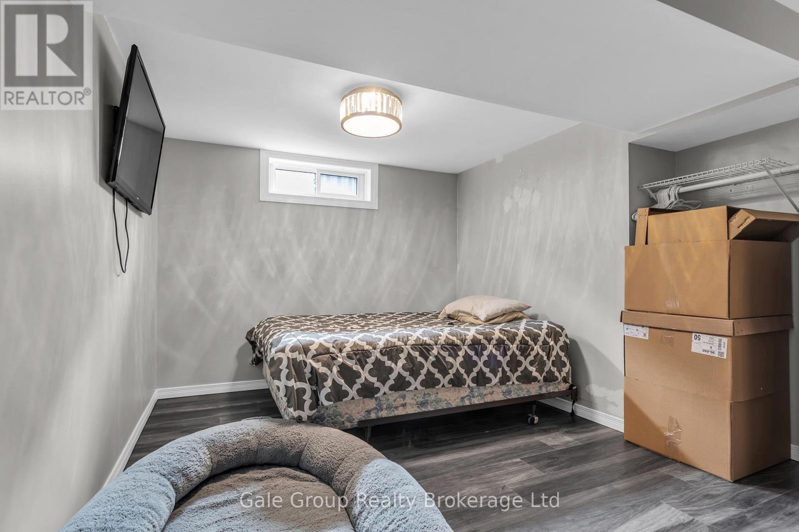 1137 PEARSON DRIVE - 22