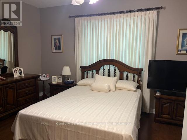 #1 21 BALAZS COURT - 12