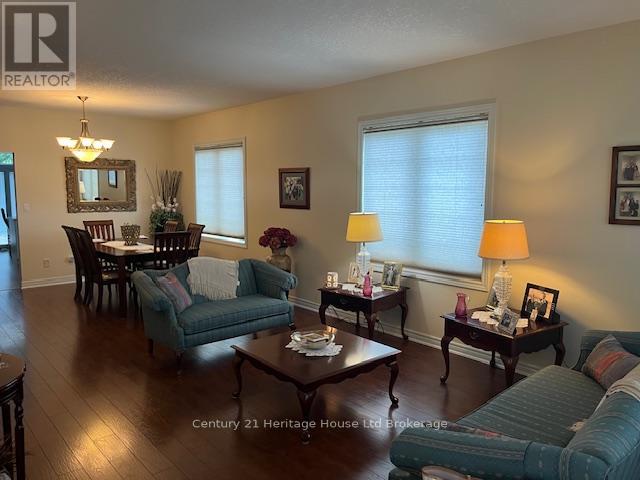 #1 21 BALAZS COURT - 3
