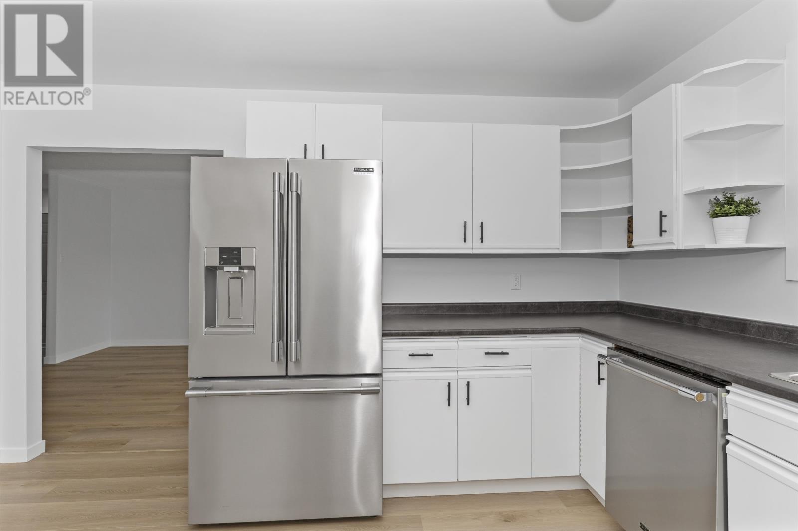 465 Adams ST, Thunder Bay, Ontario, P7A1C1 — Photo 6