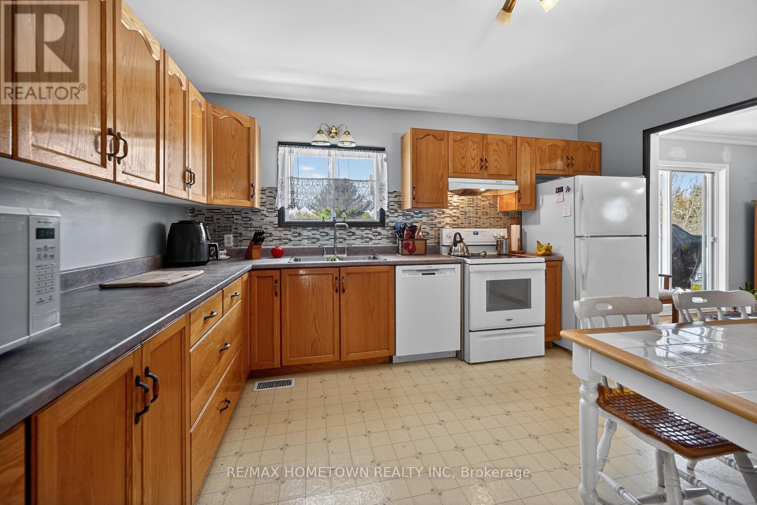 16 GRAHAM LAKE ROAD - 18