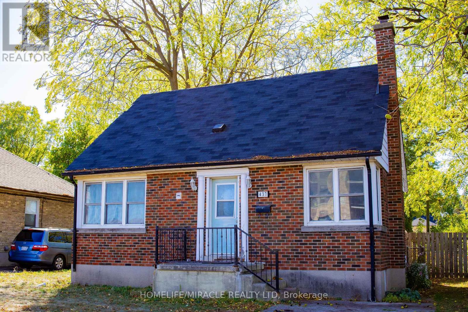 437 CLARKE ROAD - 7