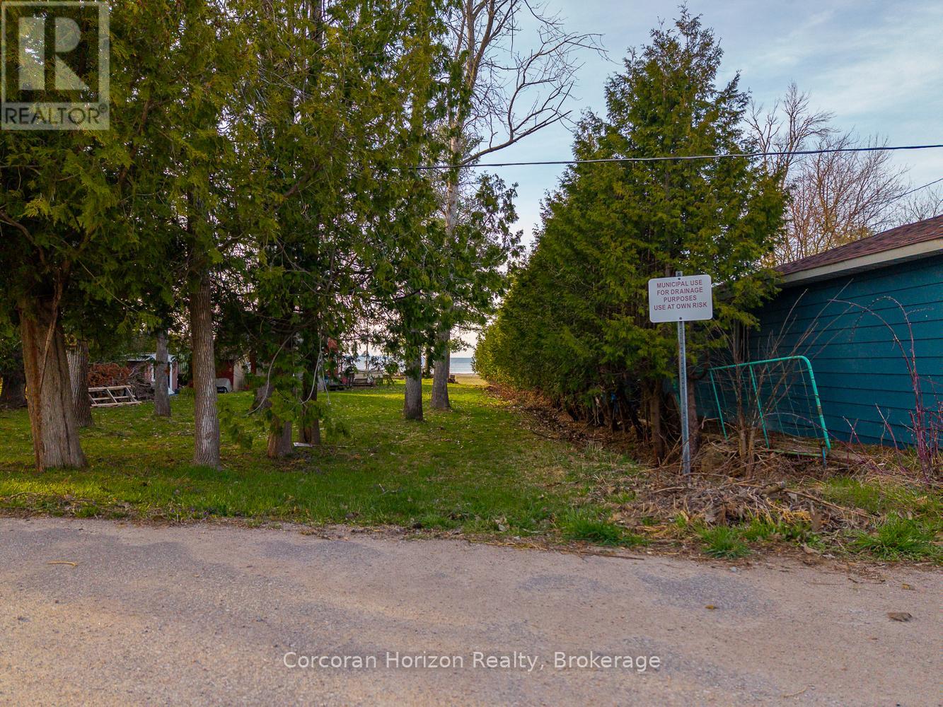 555 O'LEARY LANE - 13