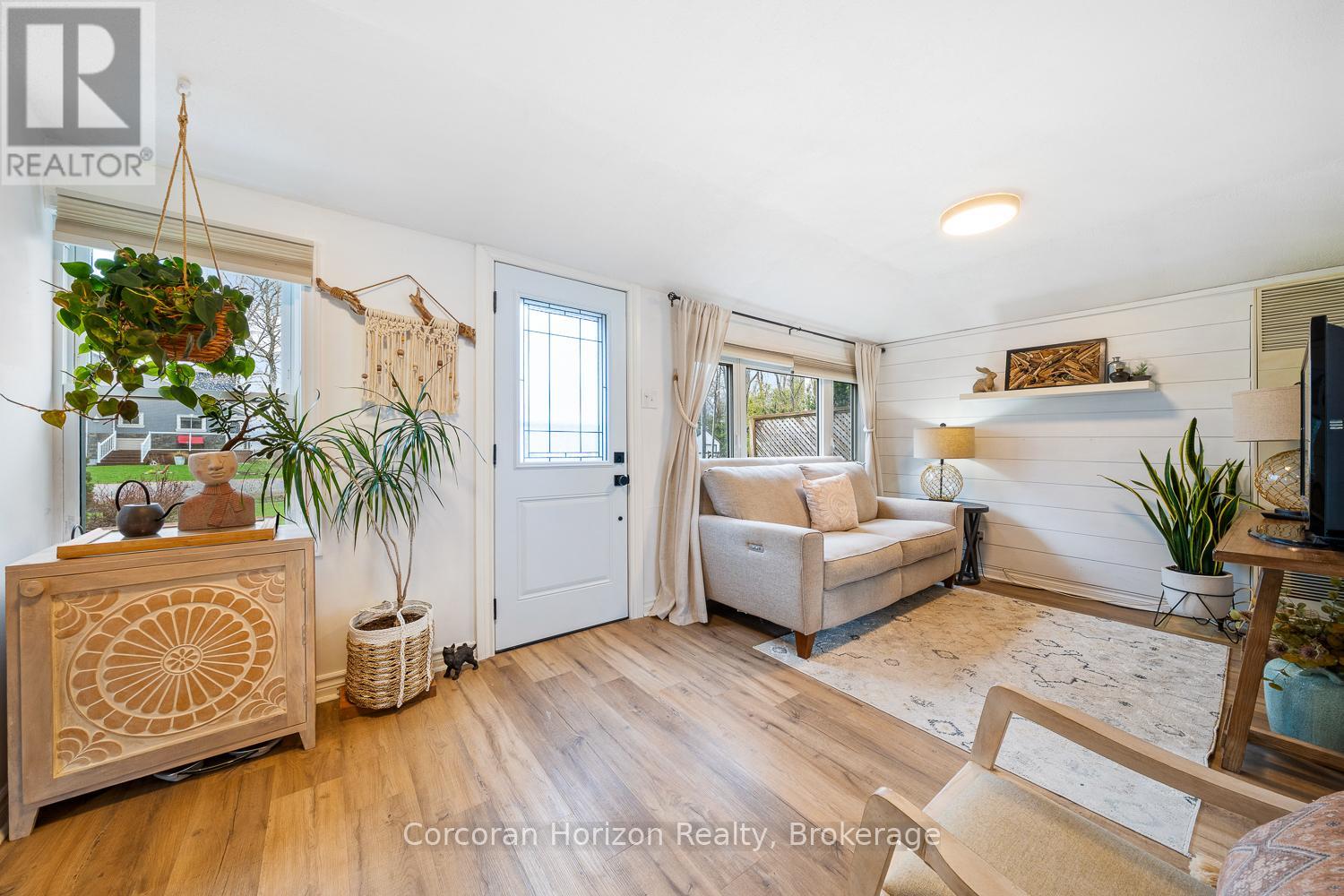 555 O'LEARY LANE - 16