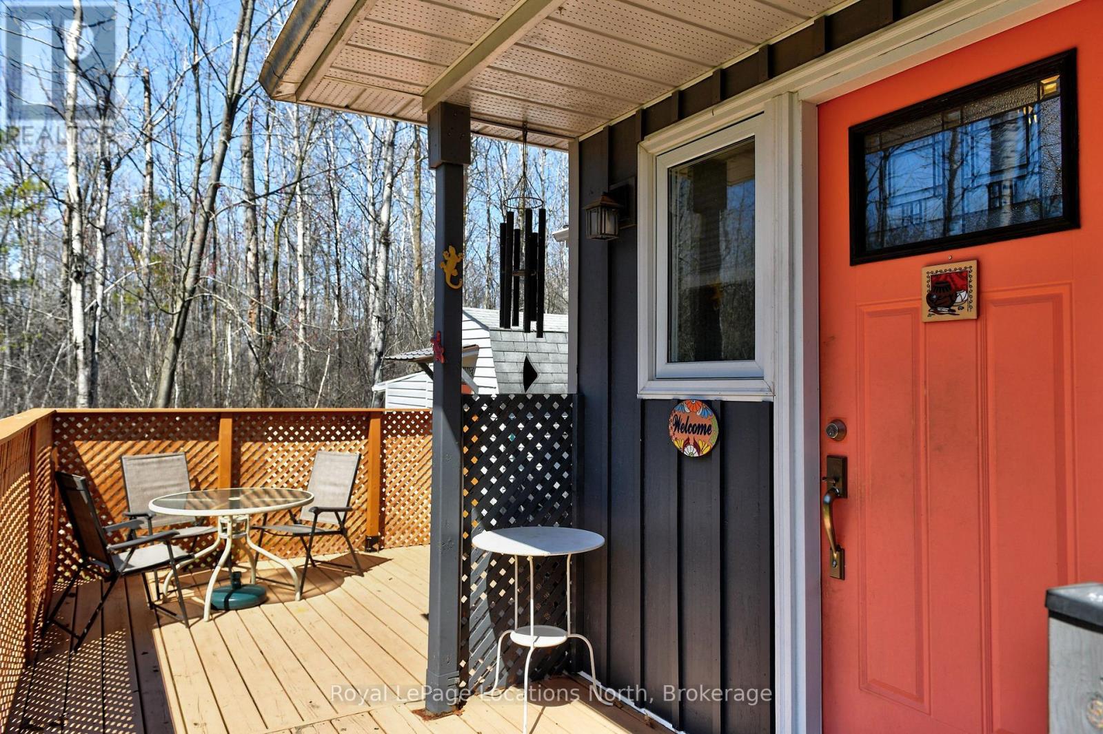 18 PRINCE CHARLES AVENUE - 11