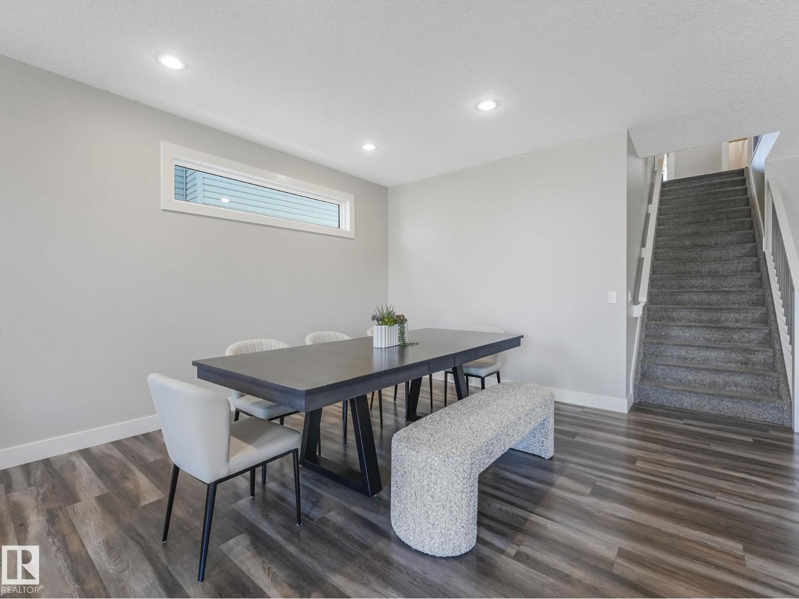 4260 CHARLES CL SW, Edmonton