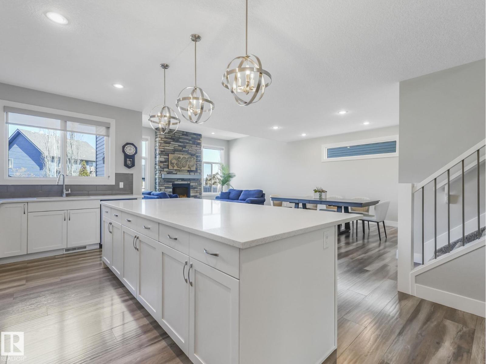 4260 CHARLES CL SW, Edmonton