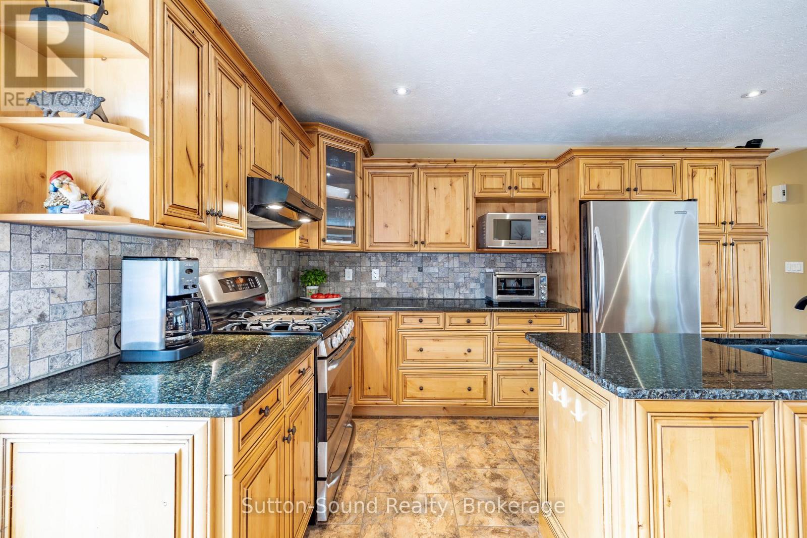 98 BIRCH STREET - 23