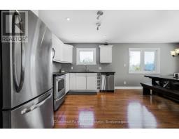 4576 Highway 6, Northern Bruce Peninsula, ON N0H1Z0 Photo 22
