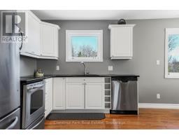 4576 Highway 6, Northern Bruce Peninsula, ON N0H1Z0 Photo 23