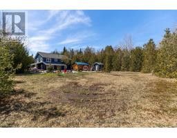 4576 Highway 6, Northern Bruce Peninsula, ON N0H1Z0 Photo 9