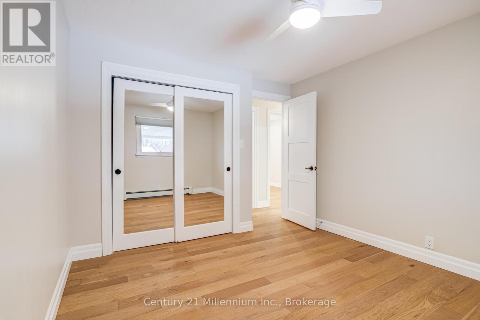 371 HUNTER STREET - 30