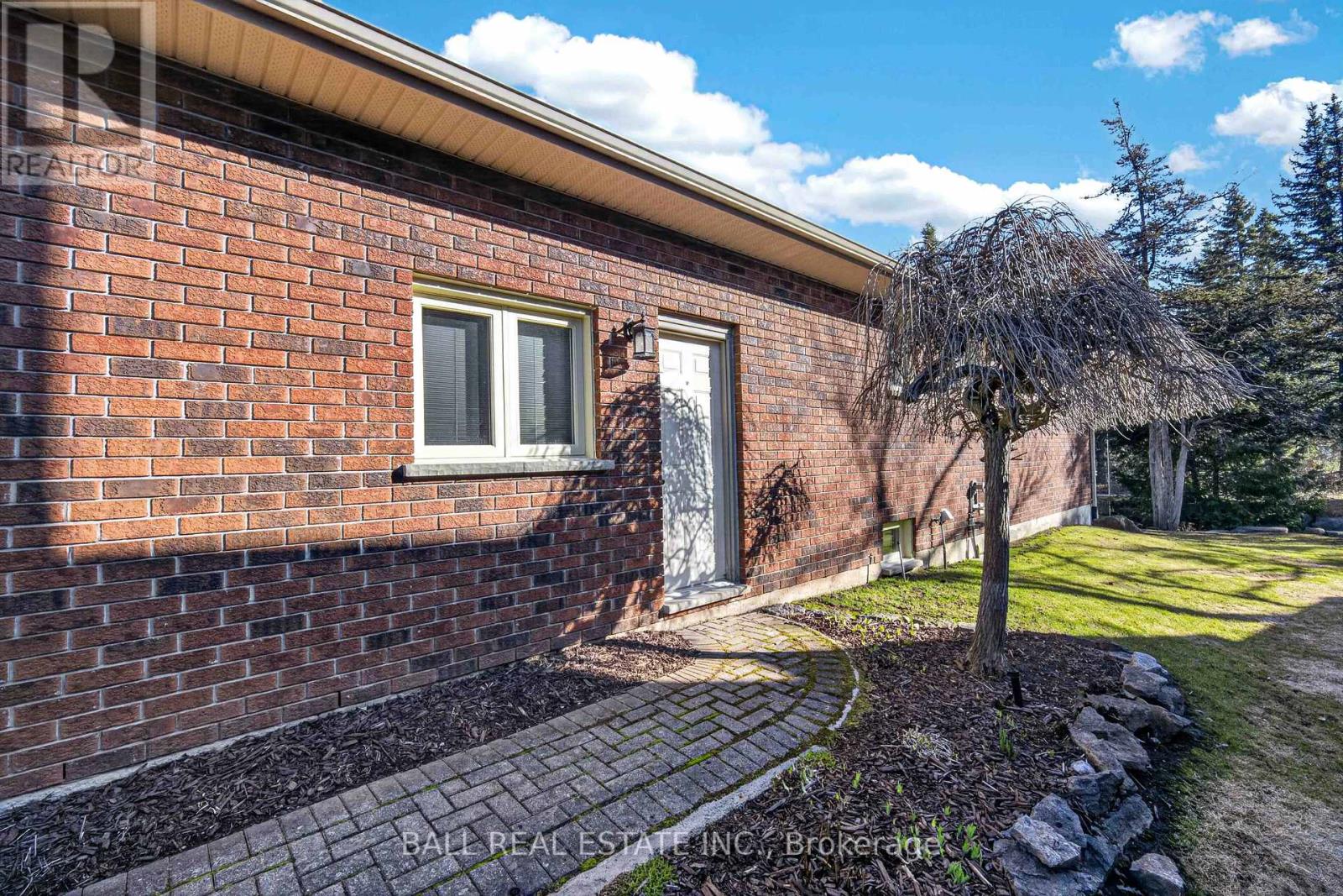 26 ISLAND BAY DRIVE - 38