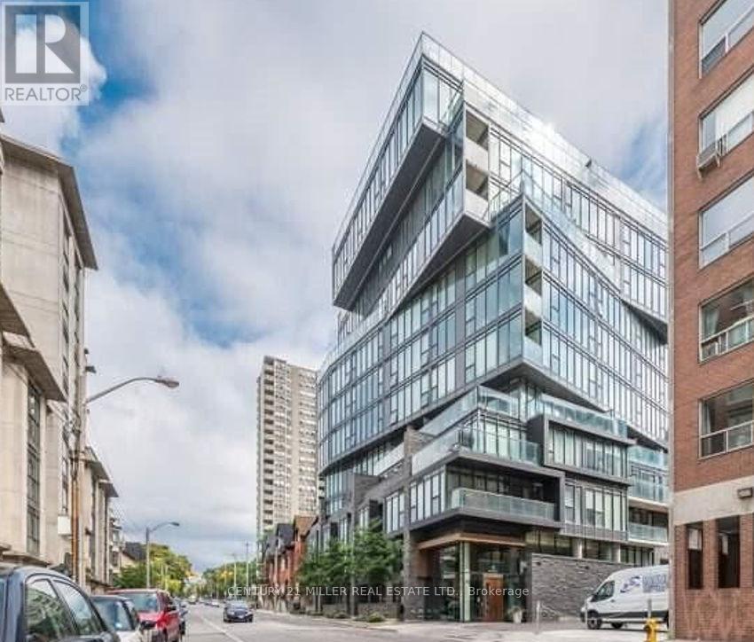 Listing photo of 301 - 15 BEVERLEY STREET
