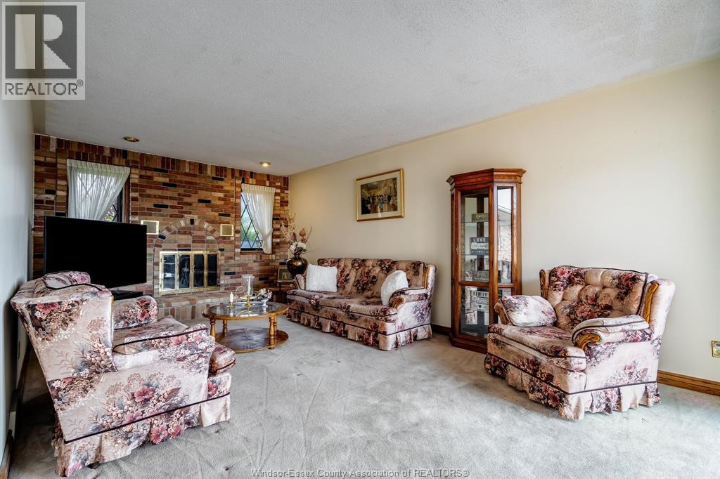 5 Lucy CRESCENT - 12