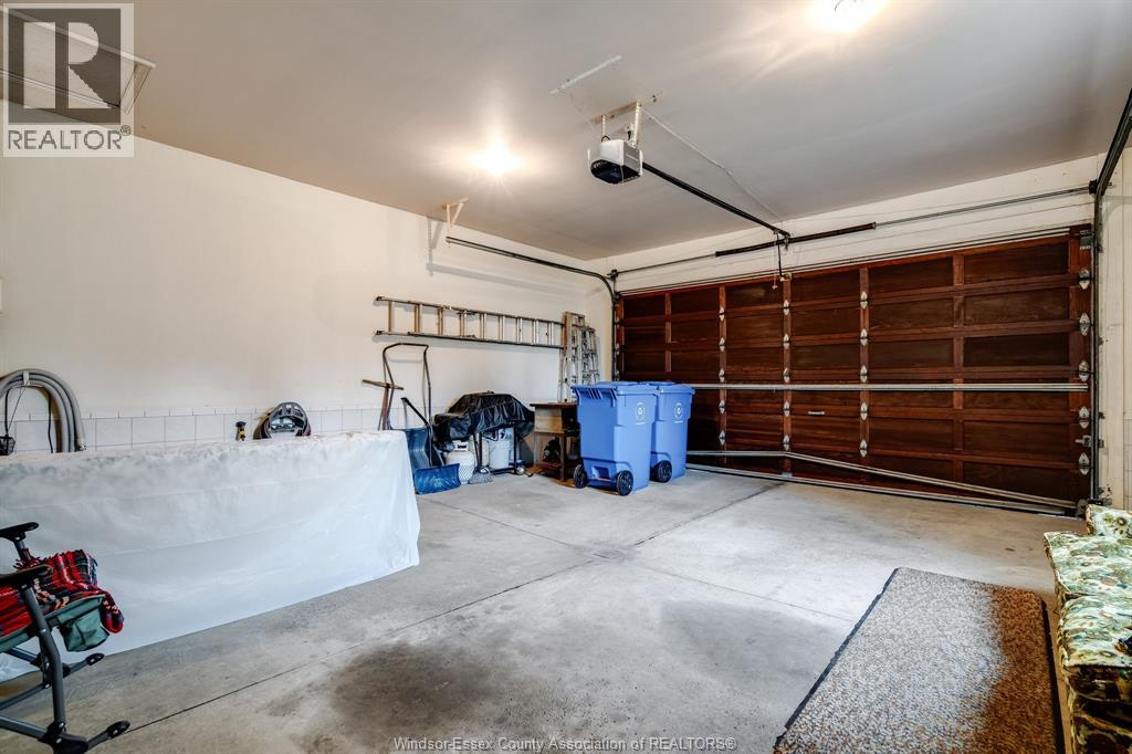 5 Lucy CRESCENT - 40