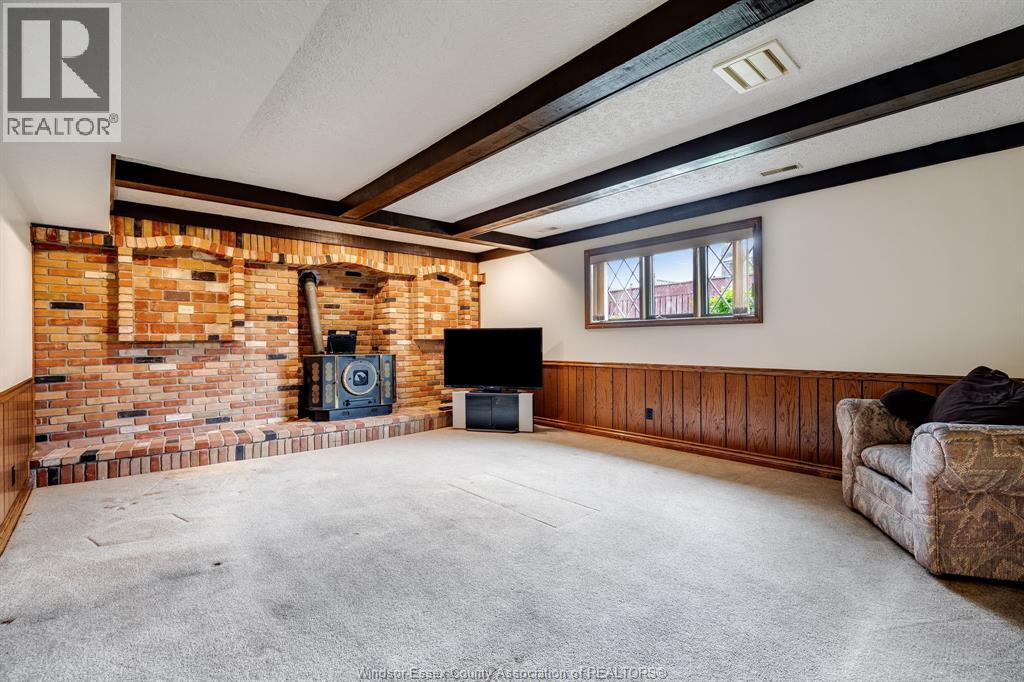 5 Lucy CRESCENT - 35