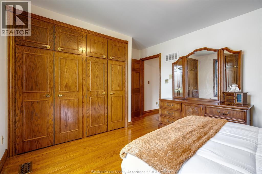 5 Lucy CRESCENT - 16