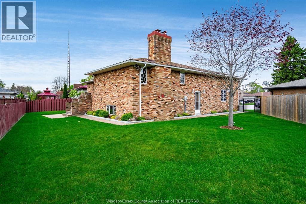 5 Lucy CRESCENT - 43
