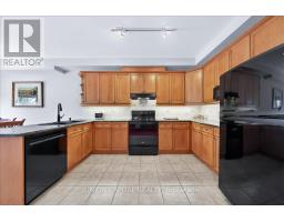 18 Honeywood Road, Vaughan, ON L4J9C2 Photo 12