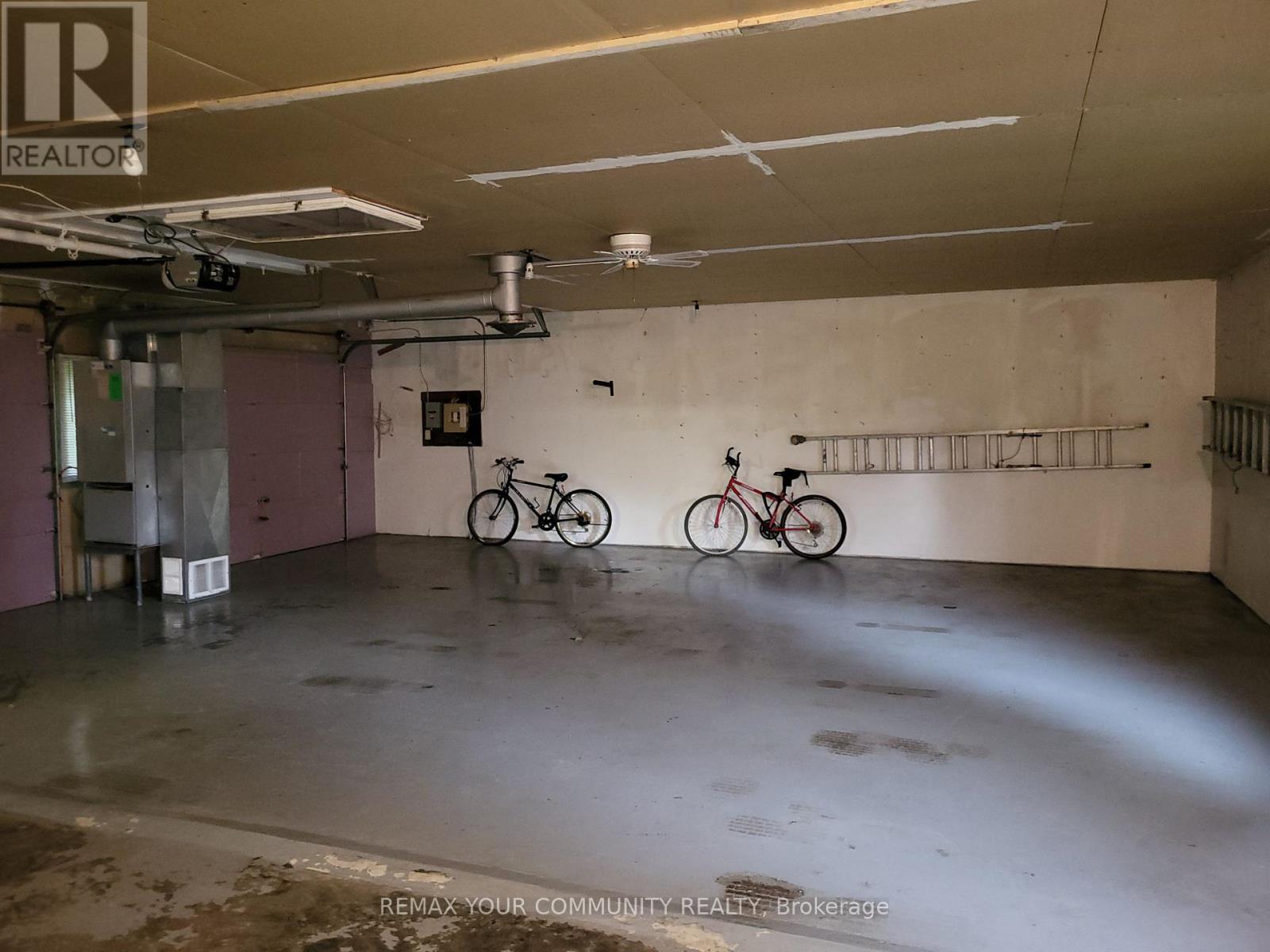 11419 BATHURST STREET - 31