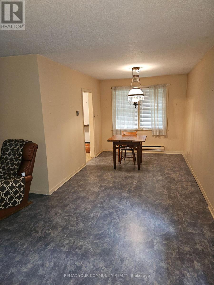 11419 BATHURST STREET - 7