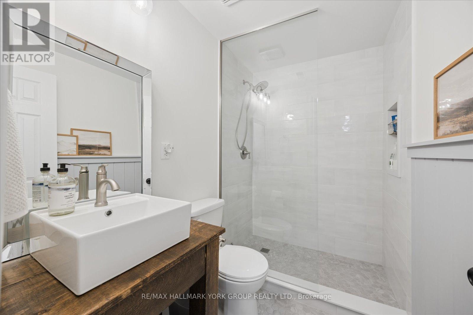195 KING STREET - 29