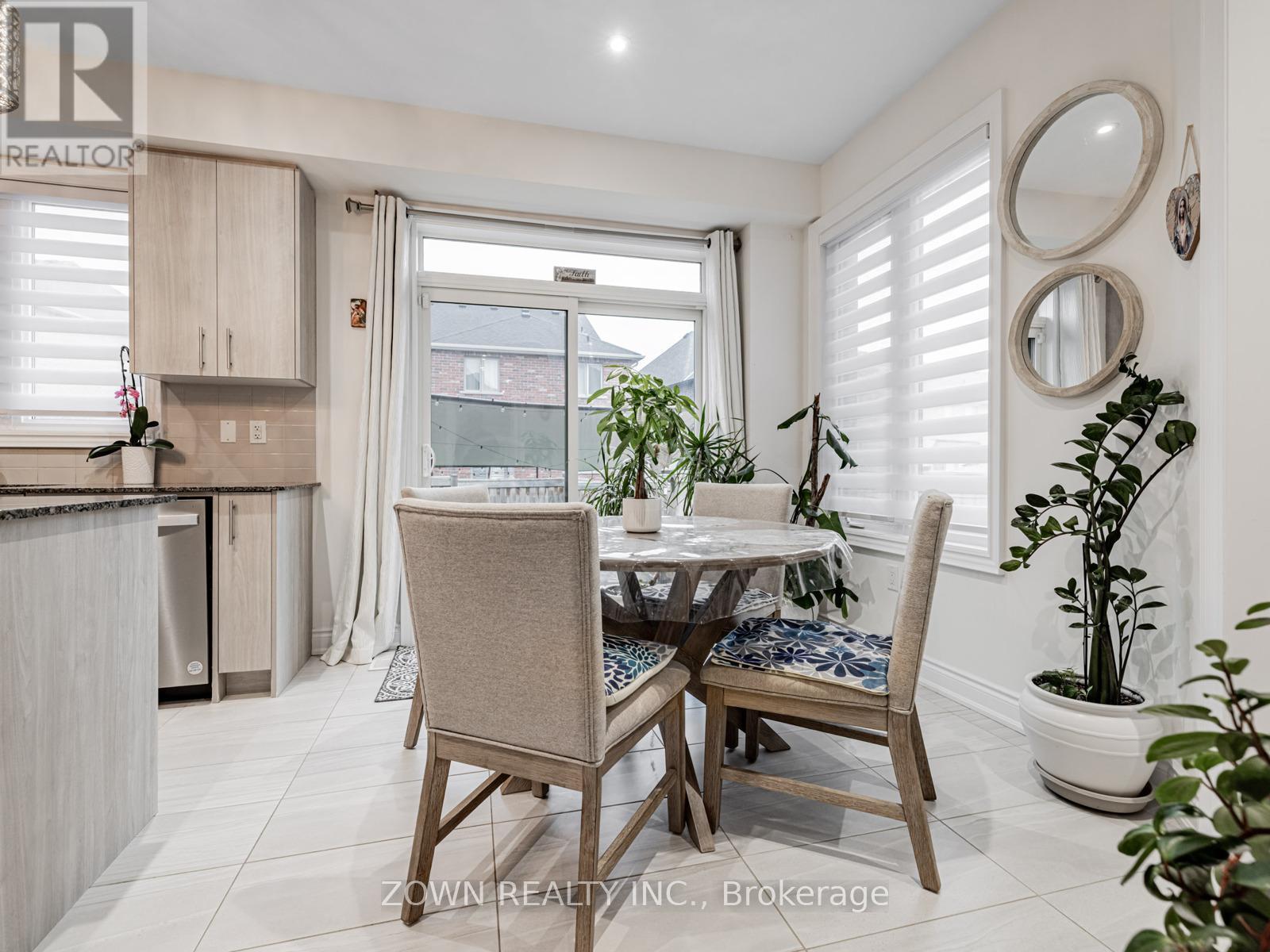 1352 BLACKMORE STREET - 14